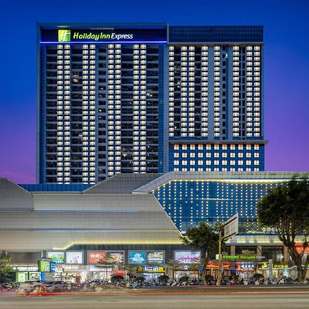 Holiday Inn Express Jiangmen Jianghai By Ihg المظهر الخارجي الصورة