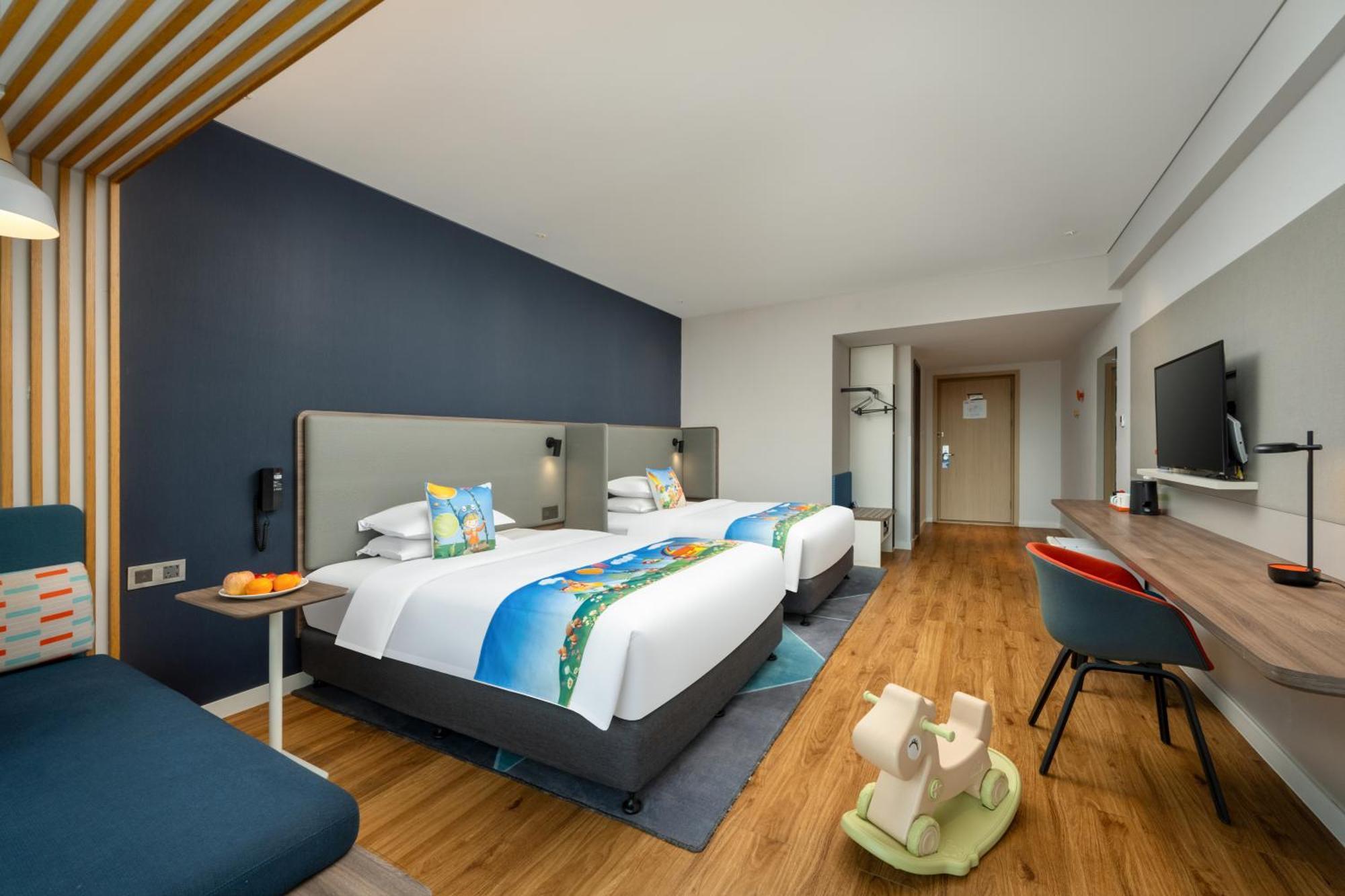 Holiday Inn Express Jiangmen Jianghai By Ihg المظهر الخارجي الصورة