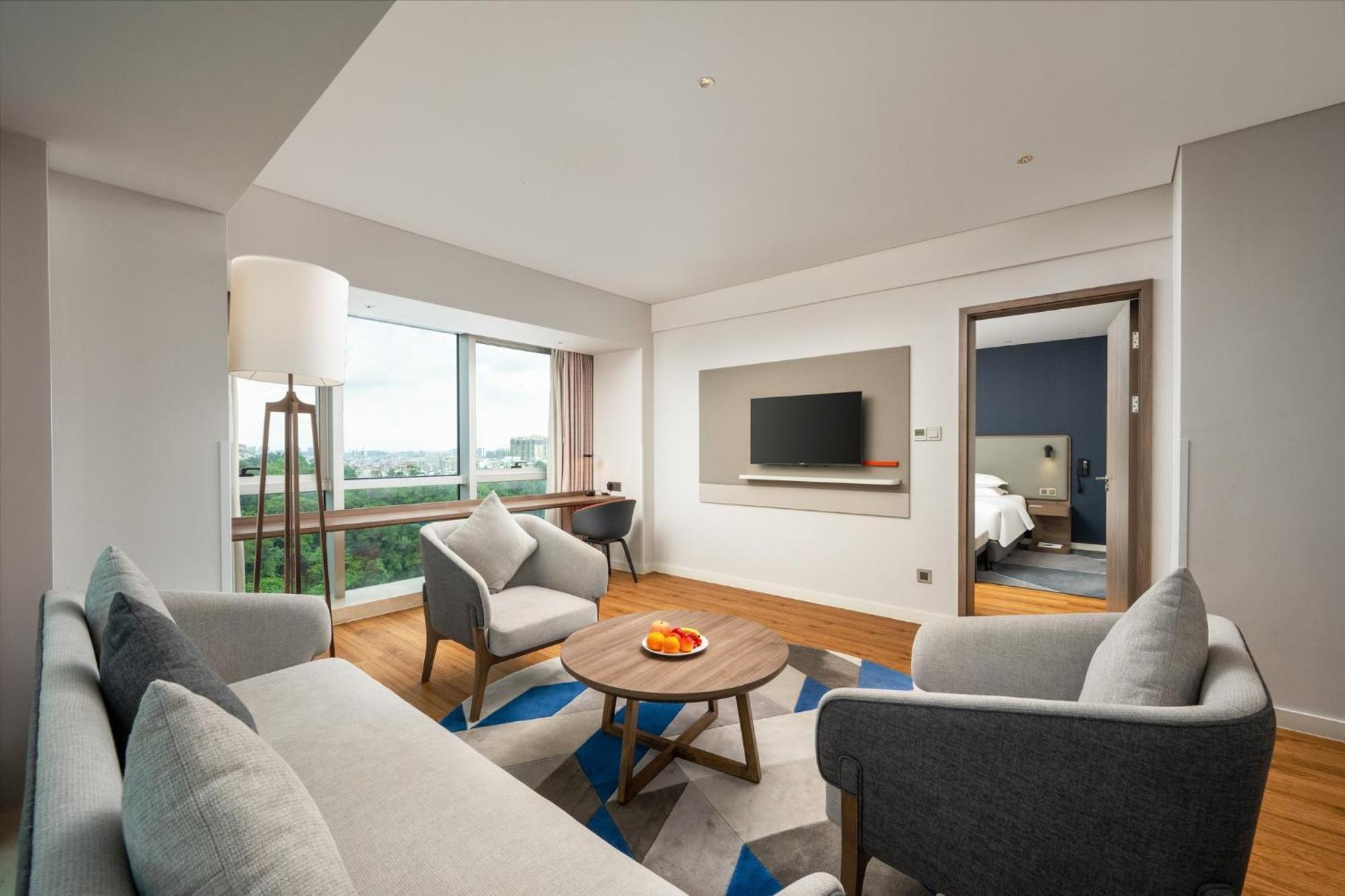 Holiday Inn Express Jiangmen Jianghai By Ihg المظهر الخارجي الصورة