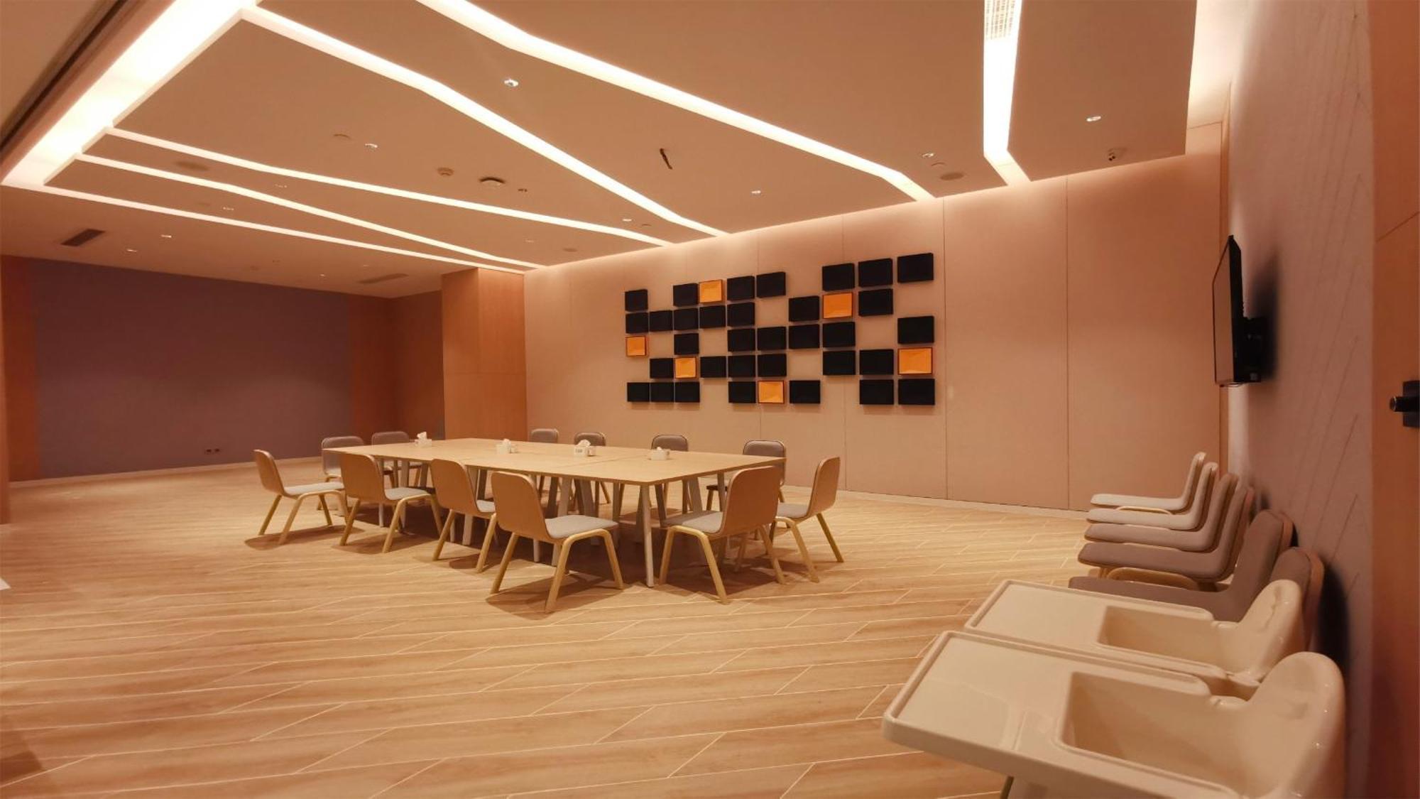 Holiday Inn Express Jiangmen Jianghai By Ihg المظهر الخارجي الصورة