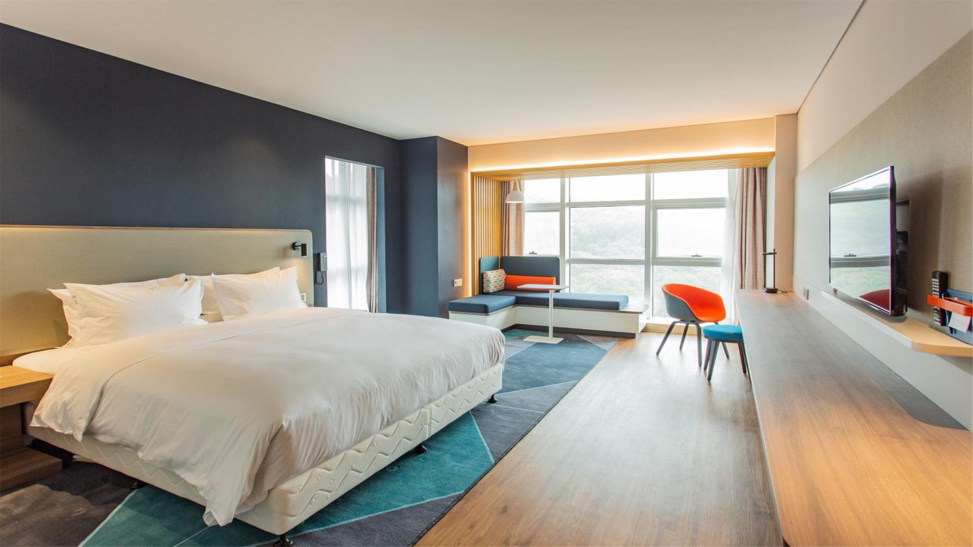 Holiday Inn Express Jiangmen Jianghai By Ihg المظهر الخارجي الصورة