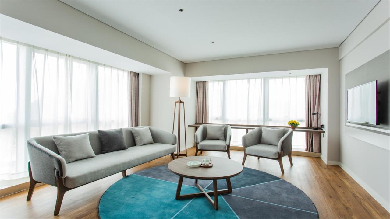 Holiday Inn Express Jiangmen Jianghai By Ihg المظهر الخارجي الصورة