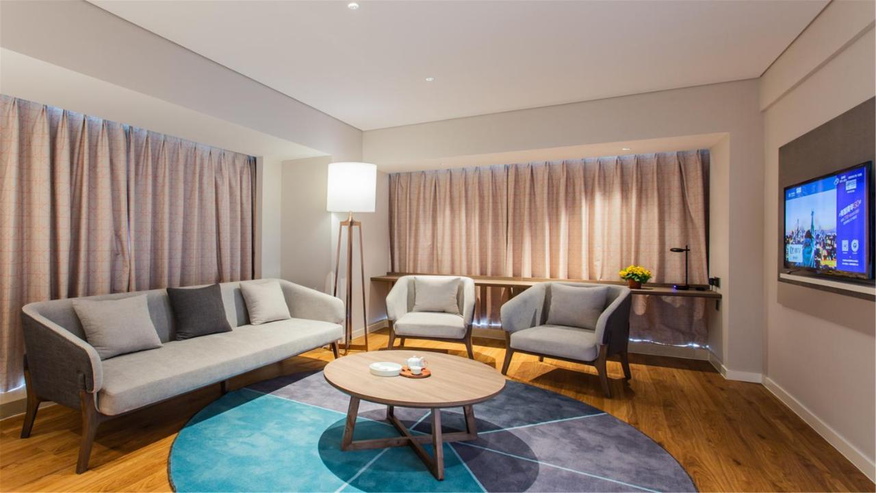 Holiday Inn Express Jiangmen Jianghai By Ihg المظهر الخارجي الصورة