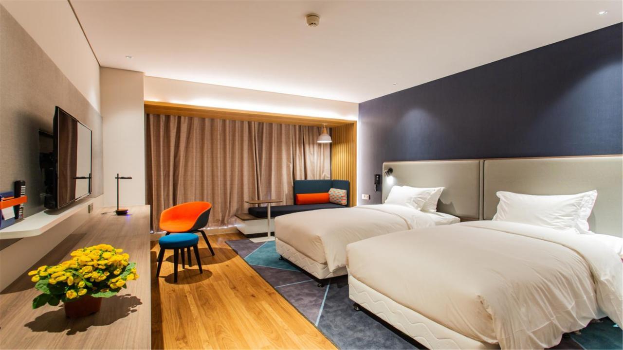 Holiday Inn Express Jiangmen Jianghai By Ihg المظهر الخارجي الصورة